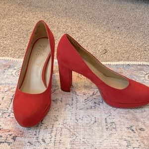 Naturalizer Red Pumps